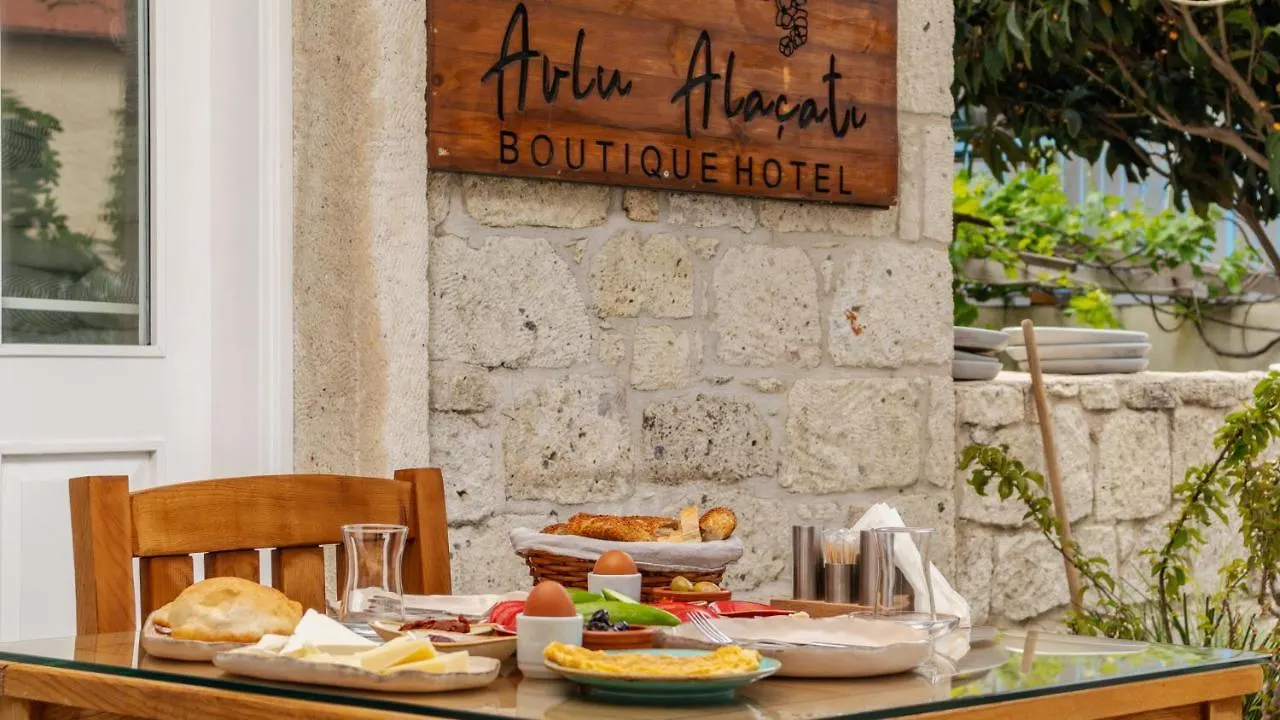 Avlu Alacati Boutique Hotel 2*,