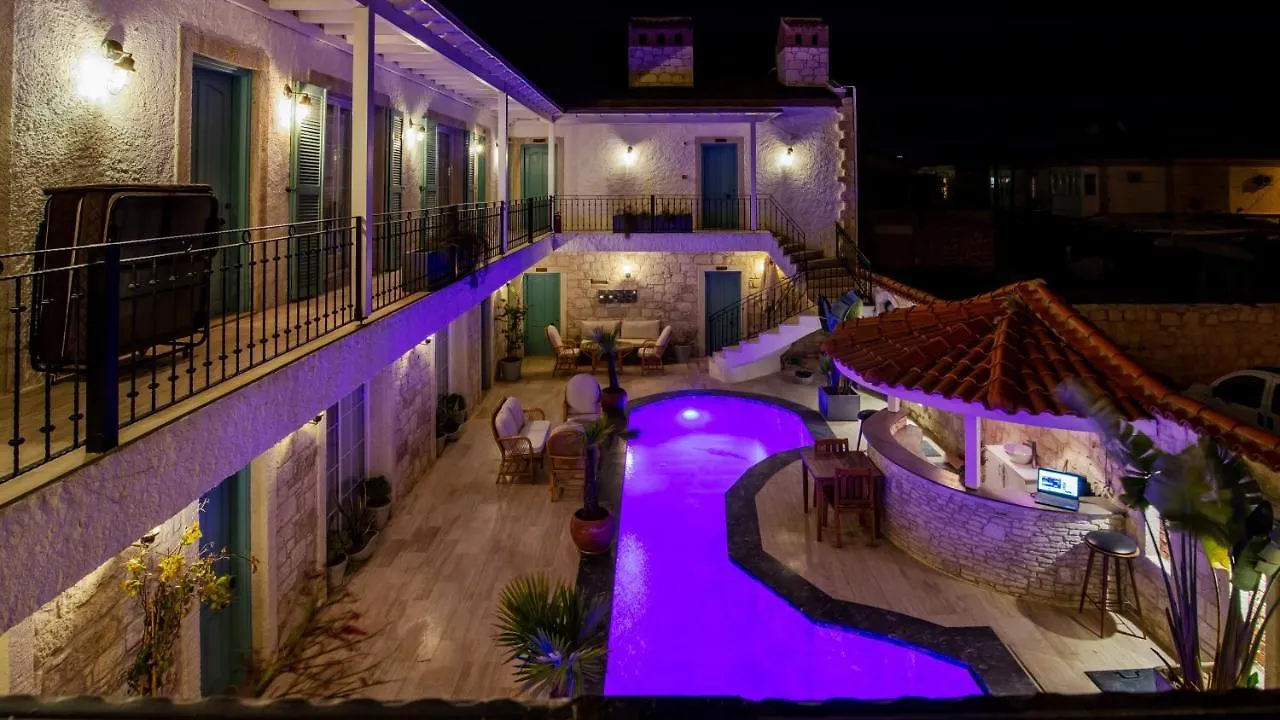 Avlu Alacati Boutique Hotel 2*,  Türkei