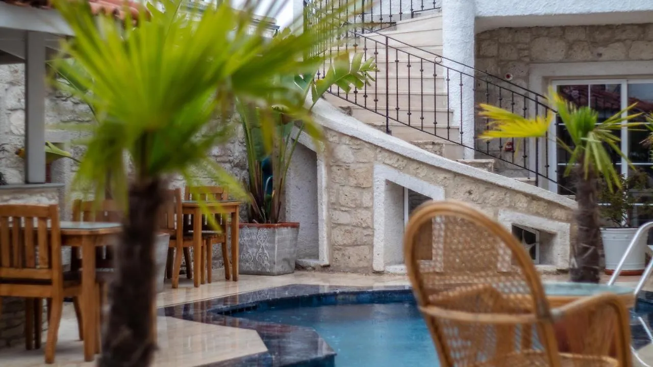 Avlu Alacati Boutique Hotel Frühstückspension